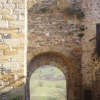 Par la porte du Chateau